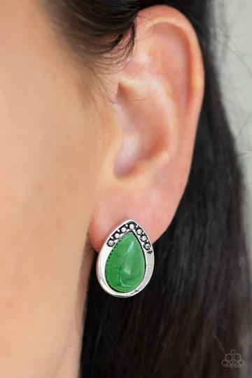 Stone Spectacular Green Earring