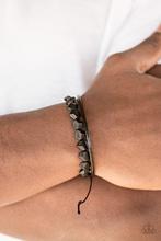 Treasure Trail Black