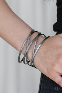 Karmic Connection Black
